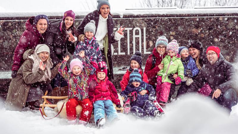Familienurlaub mit Kindern im Schnee im Resort Seetal