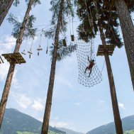 Aktion im hauseigenen Hochseilgarten, Bild 2/3